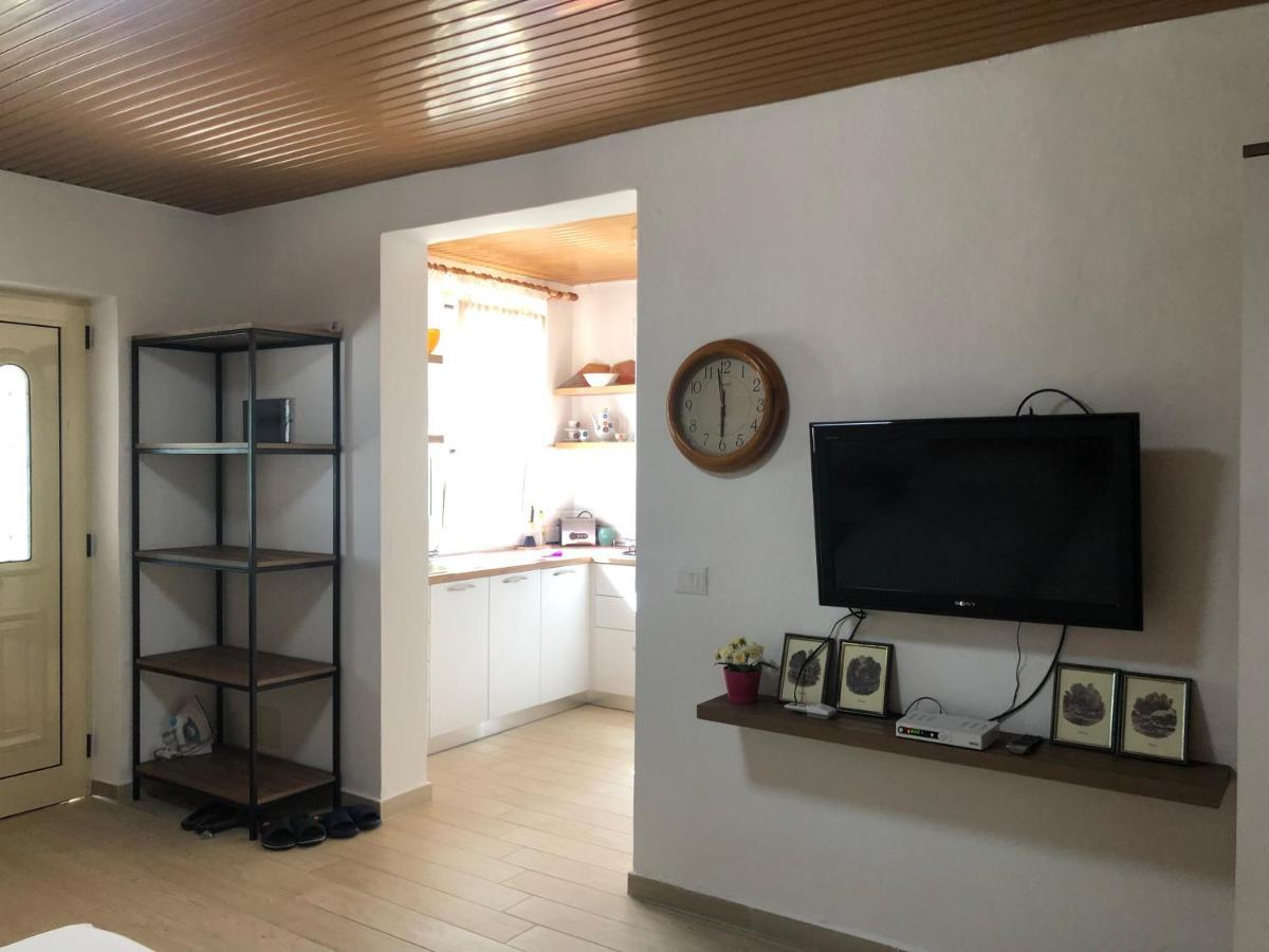 Olive House. Hotel Vlore Bagian luar foto