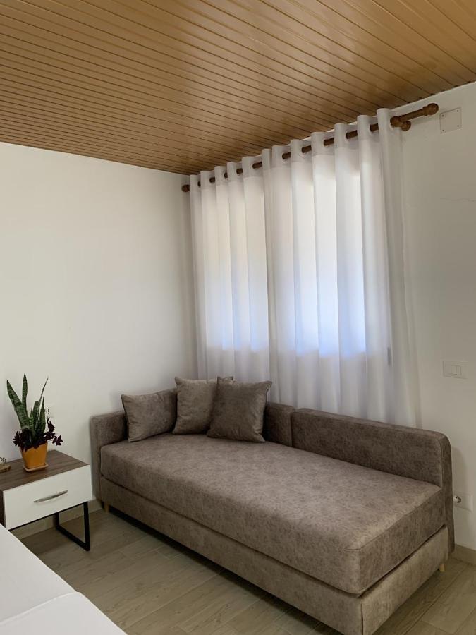 Olive House. Hotel Vlore Bagian luar foto